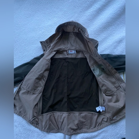 EUC Fjallraven Keb Jacket - W’s Large (tan/olive green) - Picture 5 of 13